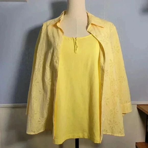 CJ Banks Size X Bright Yellow Semi Sheer Floral 3/4 Sleeve Blouse & Tank Top Set - Picture 8 of 11